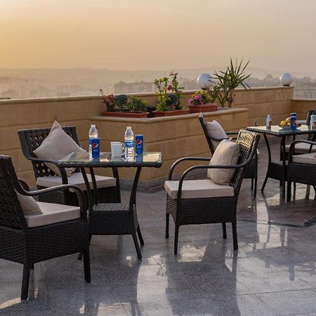 Gardenia Inn Nazlet el-Sîsi エクステリア 写真