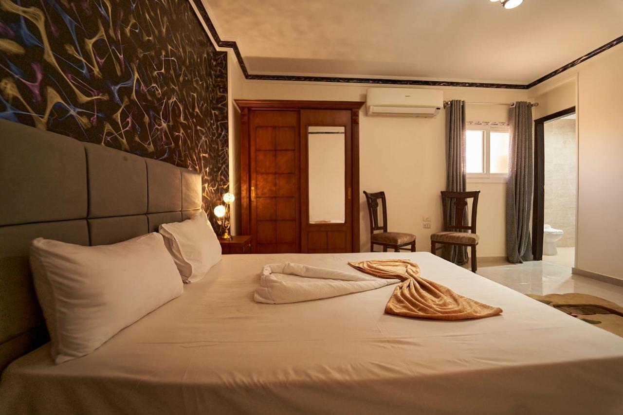 Gardenia Inn Nazlet el-Sîsi エクステリア 写真