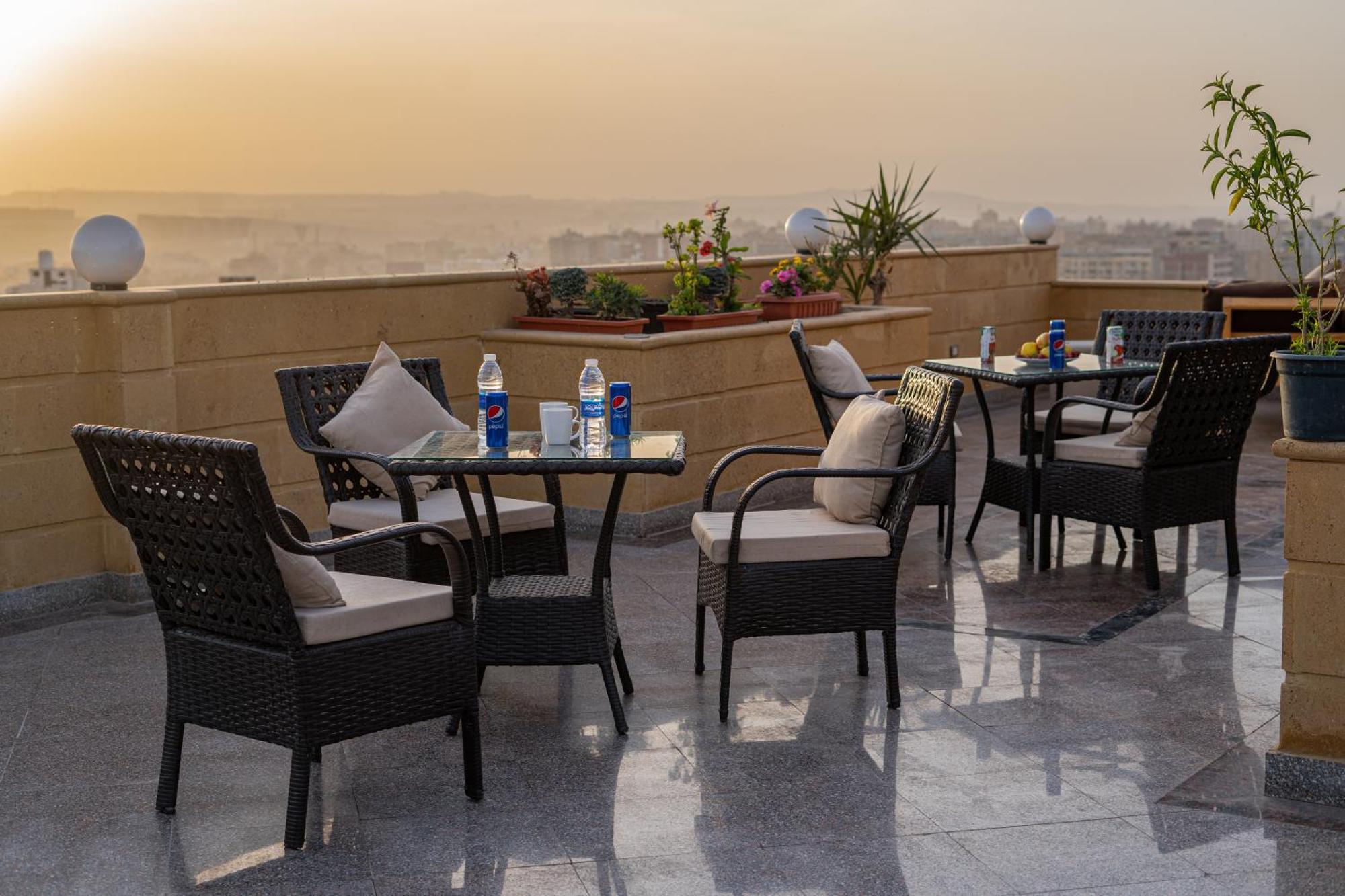 Gardenia Inn Nazlet el-Sîsi エクステリア 写真